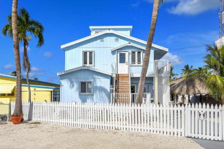 126 Guilford Ct, Tavernier, FL 33070