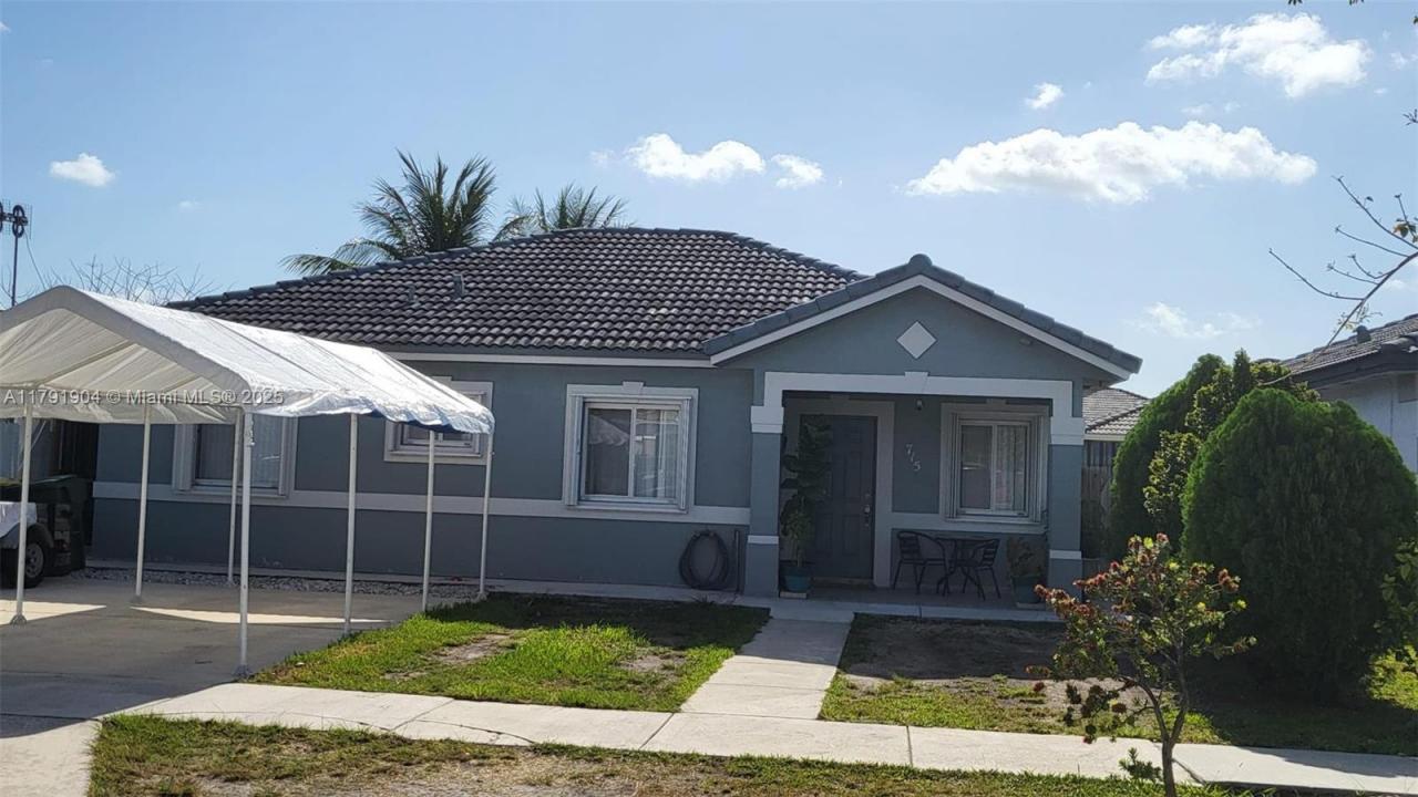 715 SE 12th Ter, Homestead, FL 33033