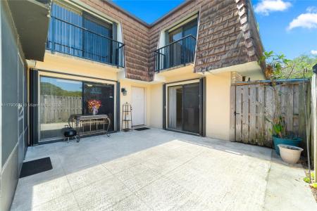 720 7th Ln, Green Acres, FL 33463