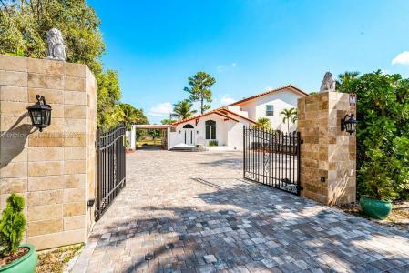 11767 W Rambling Dr W, Wellington, FL 33414