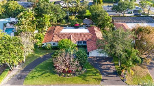 6860 SW 128th St, Pinecrest, FL 33156