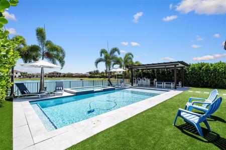 2454 SE 1 ST, Homestead, FL 33033-7516