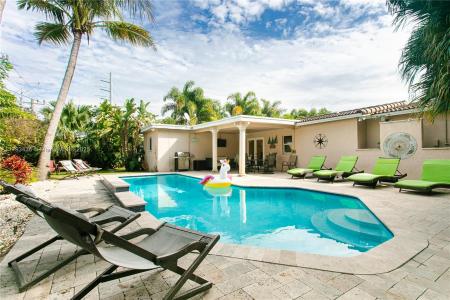 433 SE 3rd Ter 0, Dania Beach, FL 33004