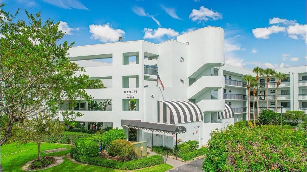 6698 N 10th Ave N 218, Lake Worth, FL 33467