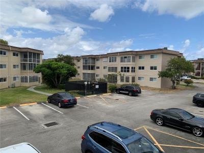 705 Lori Dr 204, Palm Springs, FL 33461