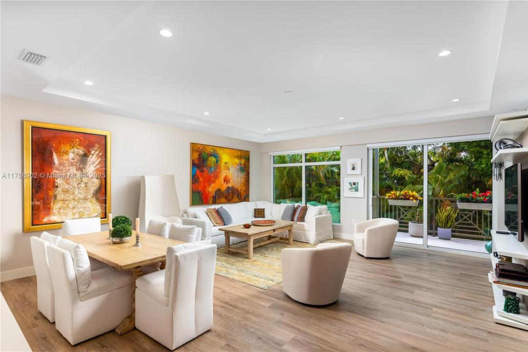 41 SW Seminole St 208, Stuart, FL 34994