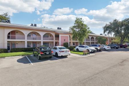1210 Bahama Bnd C2, Coconut Creek, FL 33066