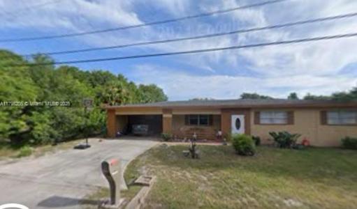 3308 Meadow Ln, Fort Pierce, FL 34947