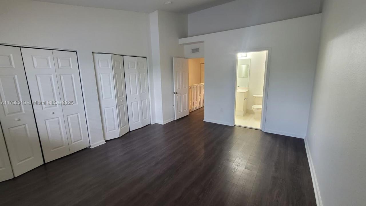 8353 SW 26th St 104, Miramar, FL 33025