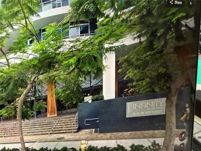 40 SW 13th St 702, Miami, FL 33130