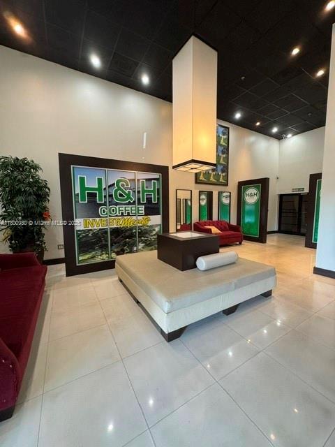 7355 NW 41st St, Miami, FL 33166