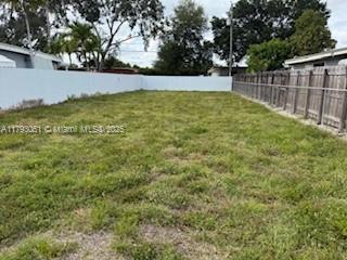 137 W 32 ST, Hialeah, FL 33012
