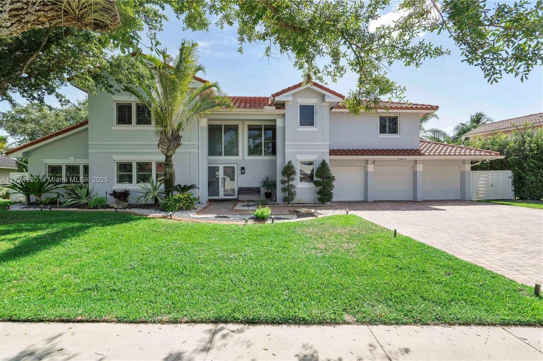 20230 NW 7th St, Pembroke Pines, FL 33029