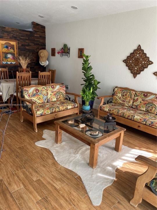 20009 NW 80th Ave 0, Hialeah, FL 33015