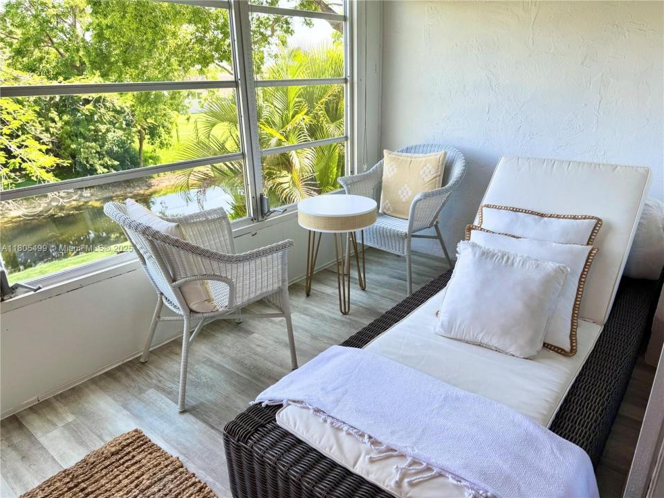 6770 Royal Palm Blvd 206L, Margate, FL 33063