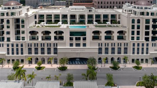 275 Giralda Ave C-6, Coral Gables, FL 33134