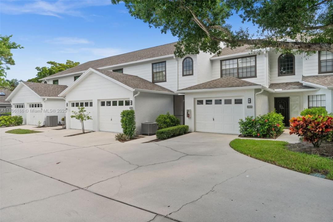 833 Meadowland Drive 13-5, Naples, FL 34108