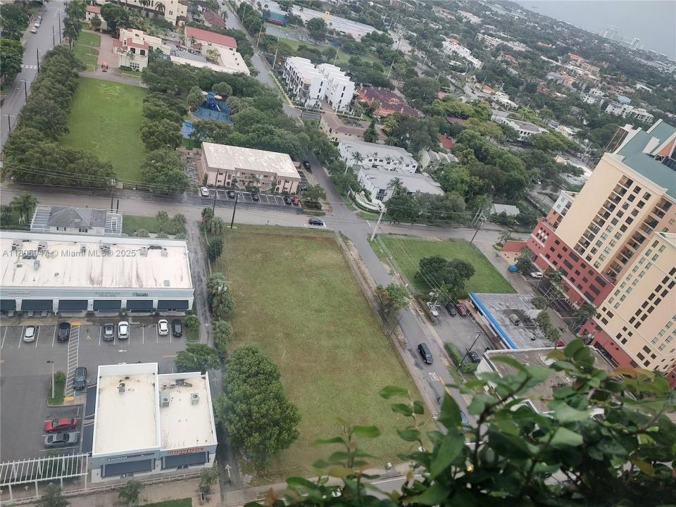 Fort Lauderdale, FL 33301