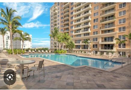 3232 SW 22nd Ter 1003, Miami, FL 33145