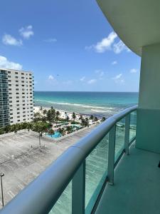 3901 S Ocean Dr 11A, Hollywood, FL 33019