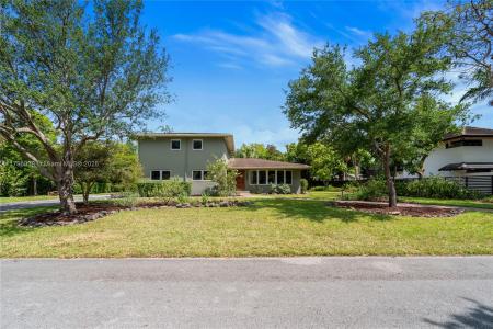 10265 SW 134th St, Miami, FL 33176