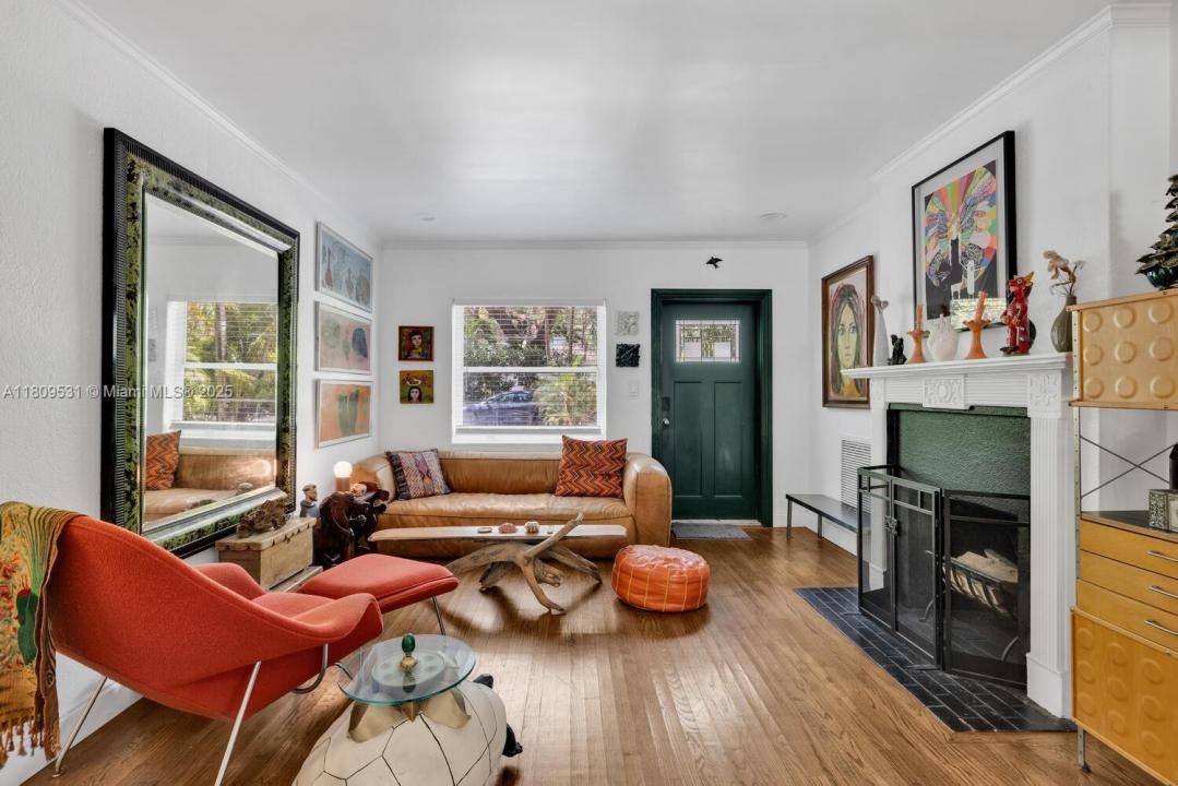 435 NE 86th St, El Portal, FL 33138