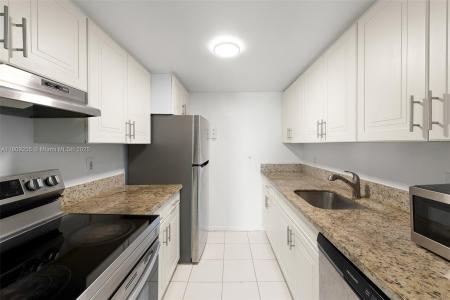 2350 NE 135th St 812, North Miami, FL 33181