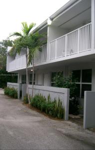 3025 Mary St 5, Miami, FL 33133