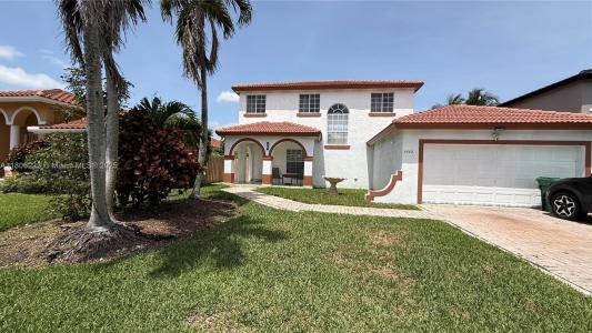 9772 SW 159th Ave, Miami, FL 33196