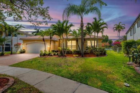 4506 SW 186th Way, Miramar, FL 33029