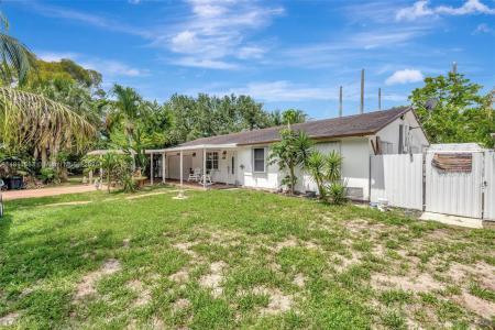 4035 N 110th Ave N, West Palm Beach, FL 33411