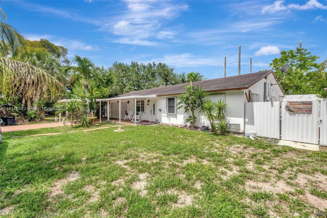 4035 N 110th Ave N, West Palm Beach, FL 33411