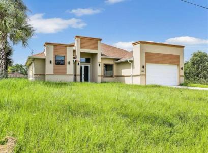 2815 nancy dr 2815, Lehigh Acres, FL 33971