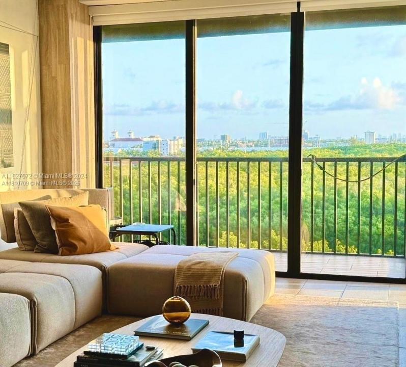 3375 N Country Club Dr 701, Aventura, FL 33180