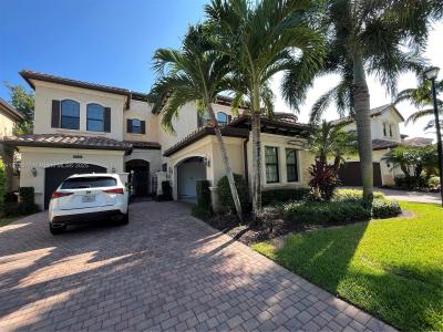 8248 Lost Creek Ln, Delray Beach, FL 33446