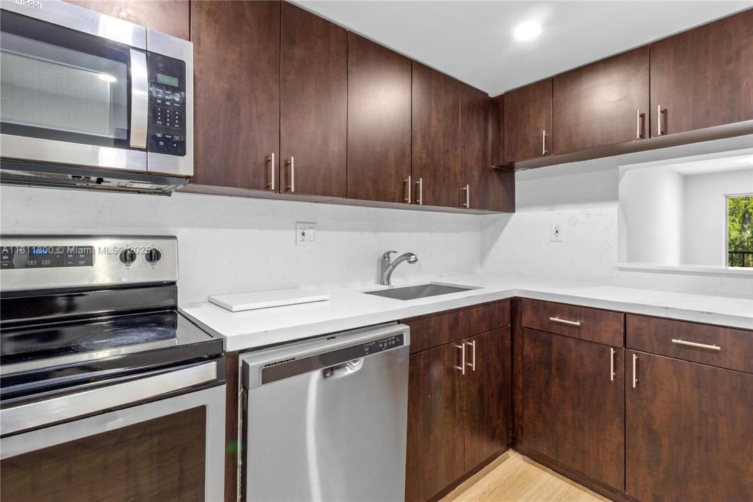 7900 S Colony Circle 206, Tamarac, FL 33321