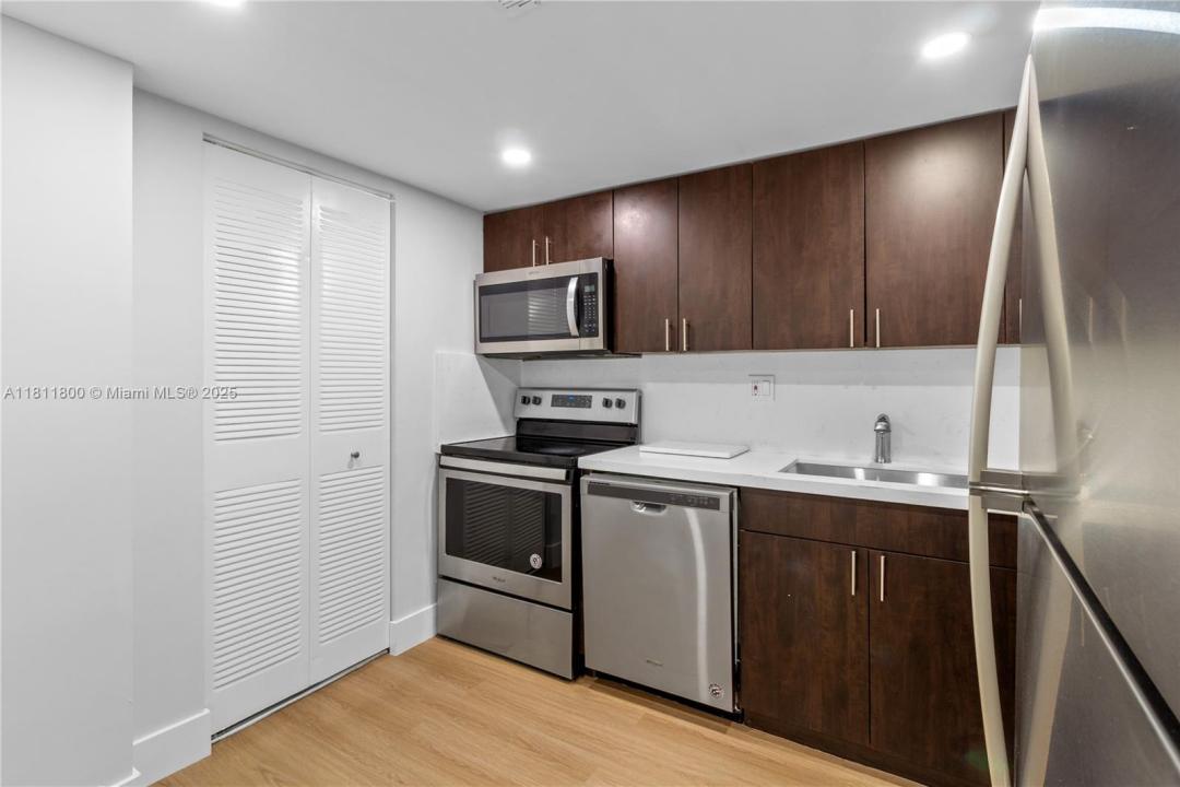 7900 S Colony Circle 206, Tamarac, FL 33321