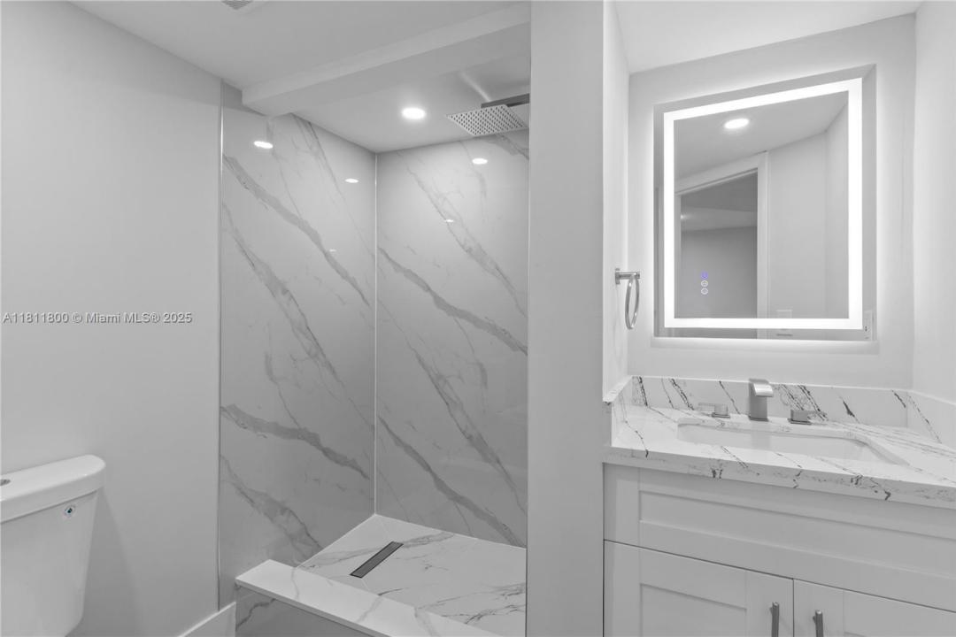 7900 S Colony Circle 206, Tamarac, FL 33321