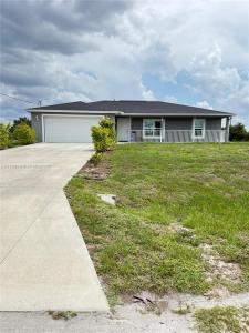 3031 Cherry Ln, La Belle, FL 33935
