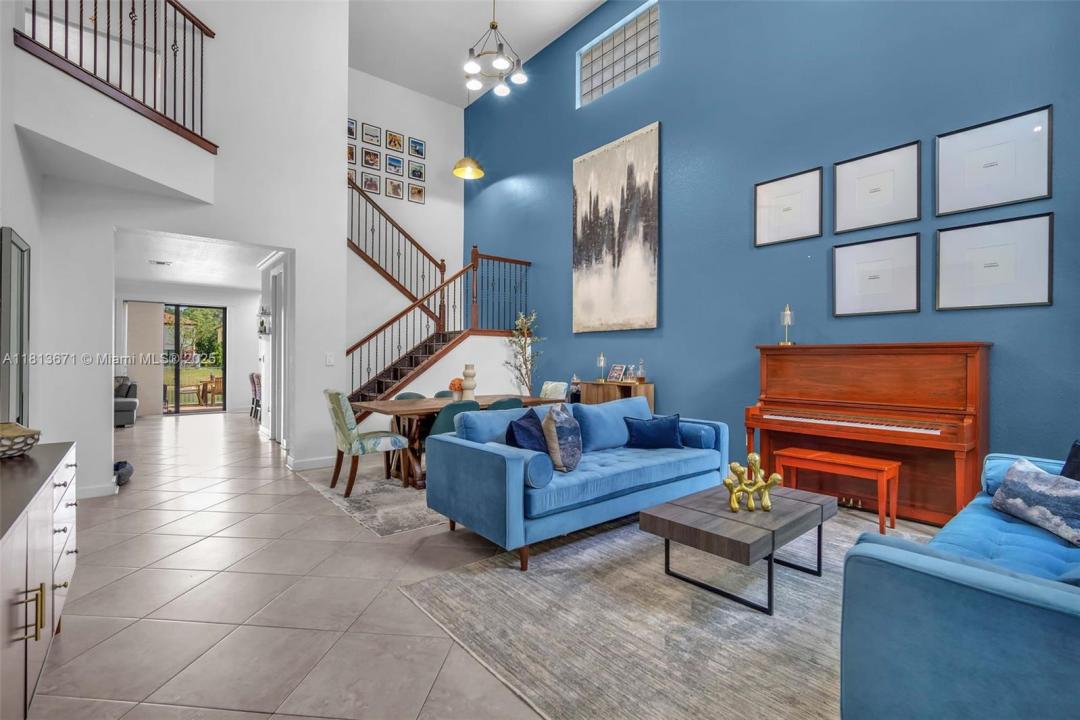 6015 Night Heron Ct, Green Acres, FL 33415