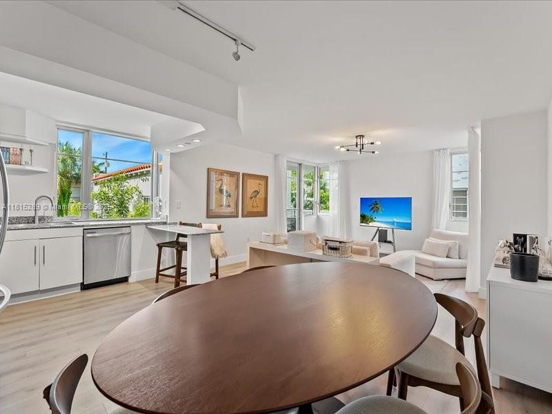 1532 Drexel Ave 204, Miami Beach, FL 33139