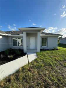 2811 Karen Ave N N/A, Lehigh Acres, FL 33971