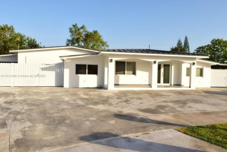 11445 SW 51st St, Miami, FL 33165