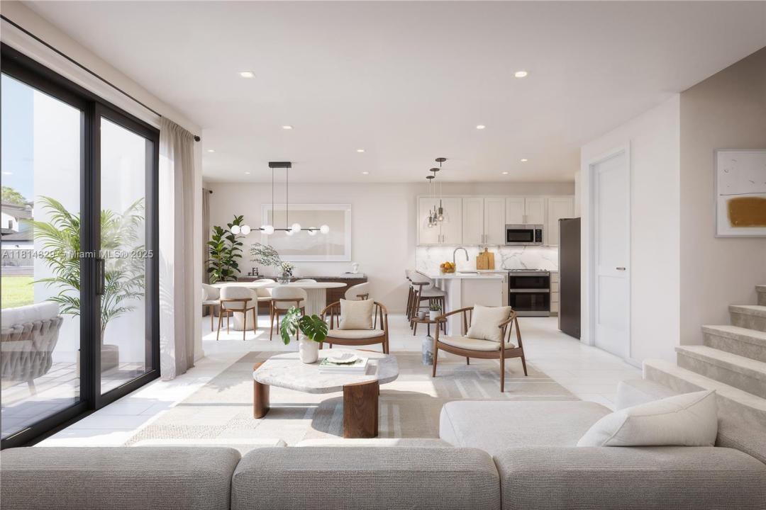 6085 BARBARA CIRCLE, Naples, FL 34112