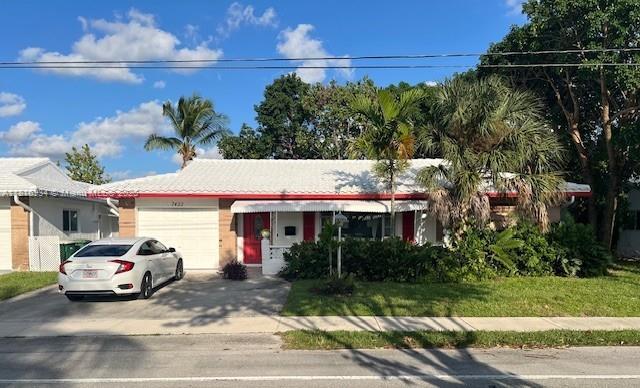 7422 NW 70th Ave, Tamarac, FL 33321