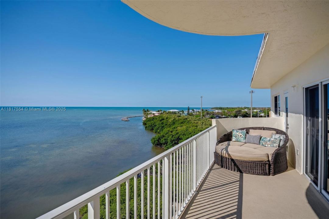 200 Wrenn Street PENTHOUSE 701, Plantation Key, FL 33070