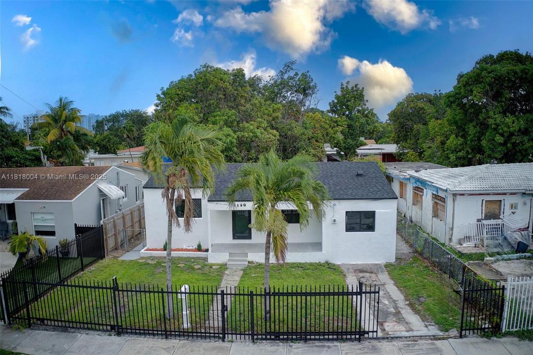 1426 NW 28th St, Miami, FL 33142