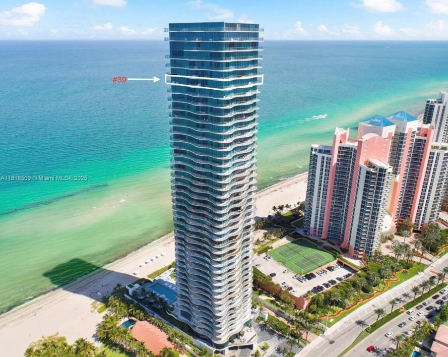 19575 Collins Ave 39, Sunny Isles Beach, FL 33160