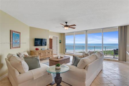 3000 N Highway A1a 7C, Hutchinson Island, FL 34949