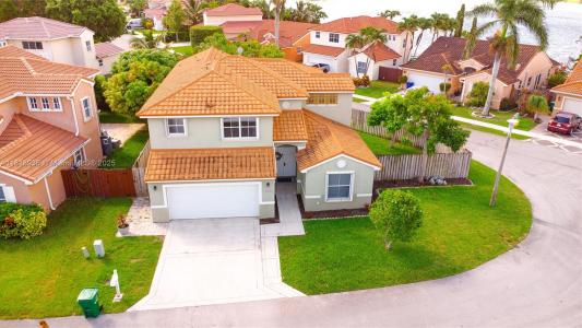 6736 Schooner Ter, Margate, FL 33063